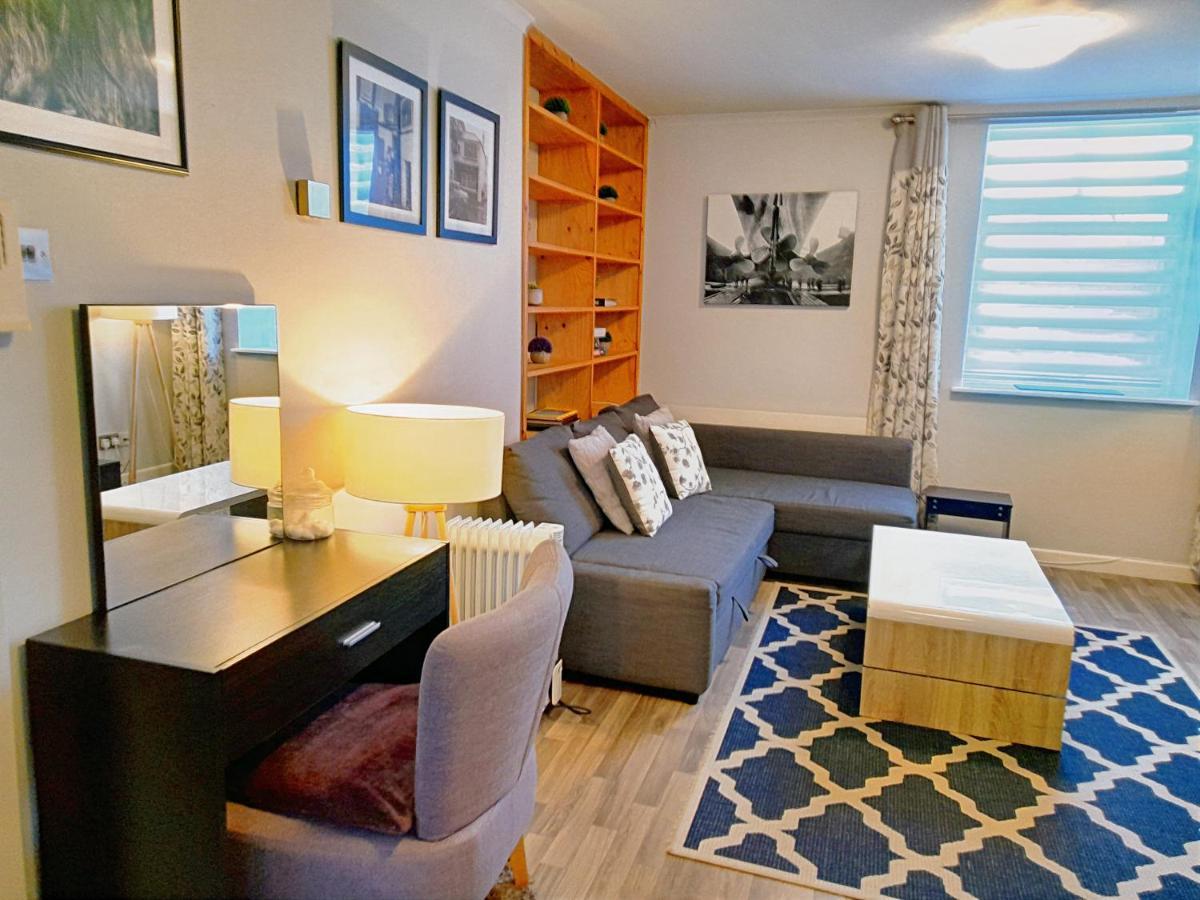 Appartement Excellent Location - Centre - Parking - 4 Beds -2 Bedrooms *